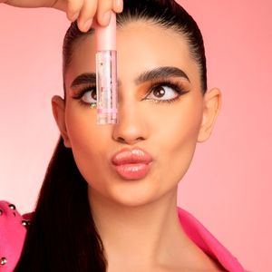 *BOTOX EFFECT LIP GLOSS GLASS